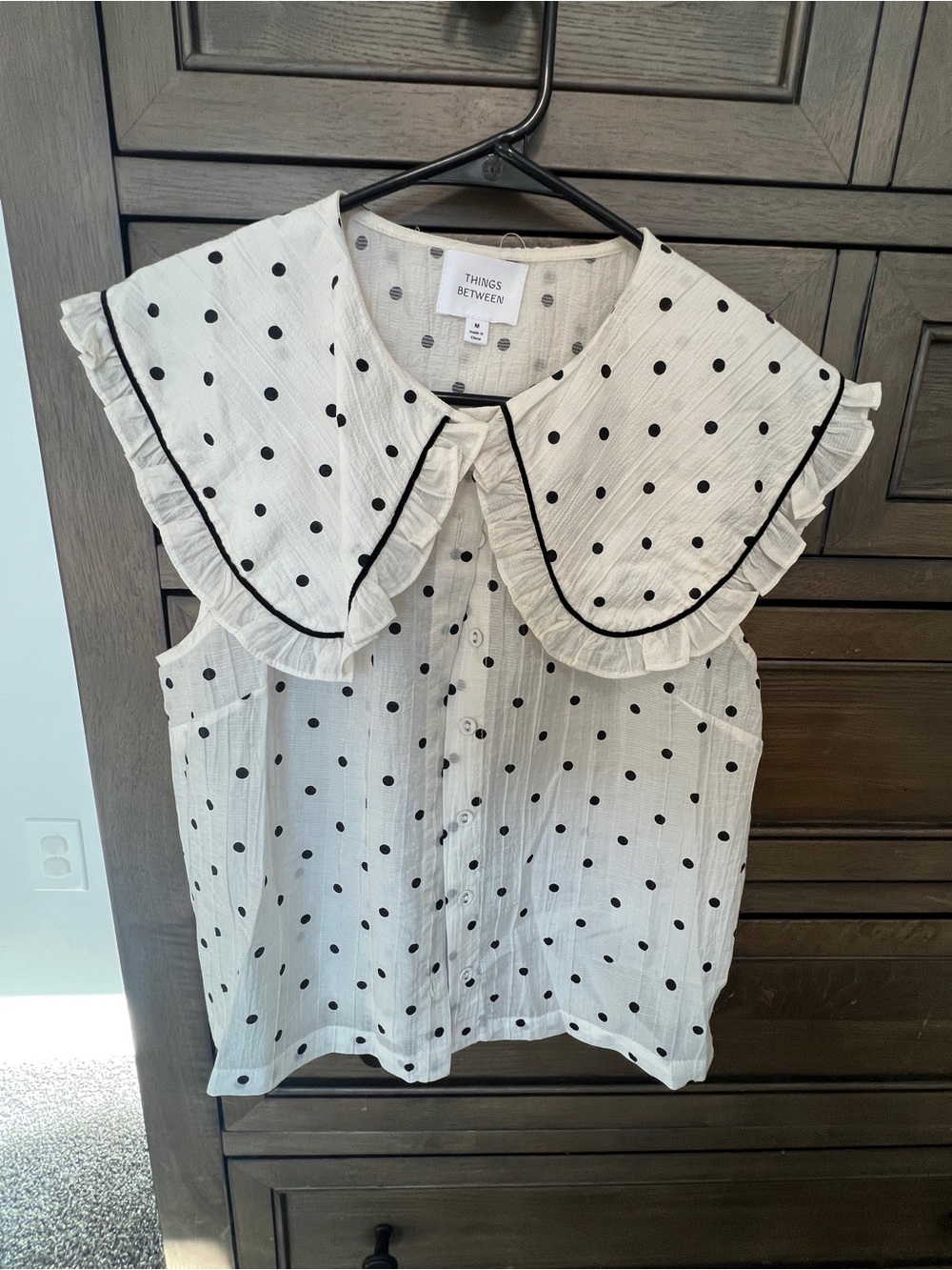 White Polka Dot Ruffle Collar Sleeveless Top